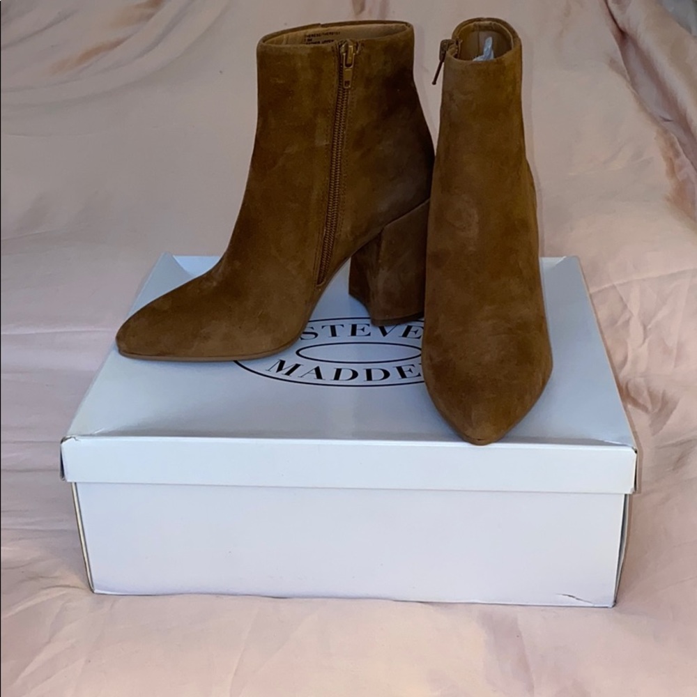 Steve Madden, Therese Bootie